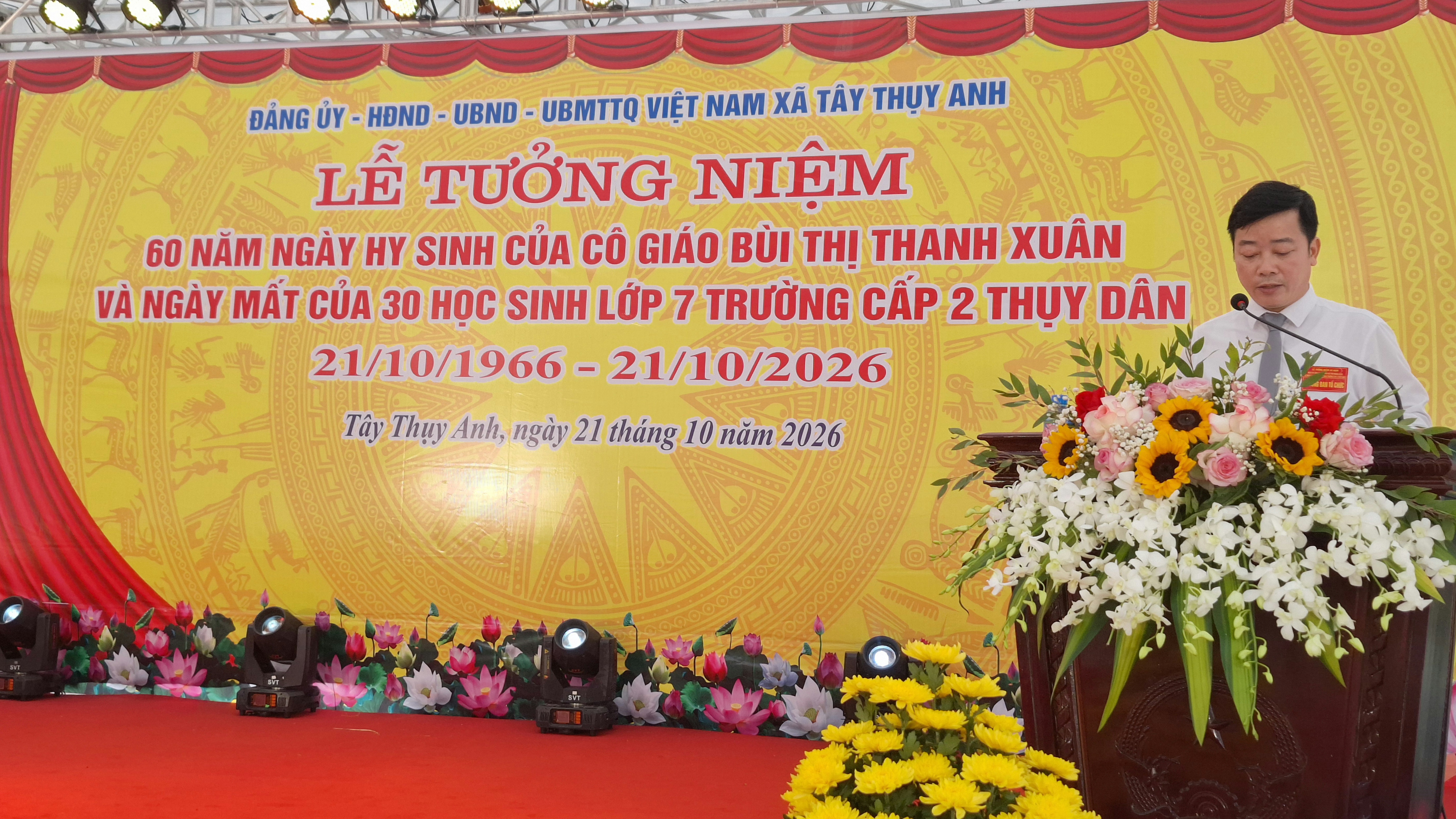  XÃ TÂY THỤY ANH TRANG TRỌNG TỔ CHỨC LỄ TƯỞNG NIỆM  60 NĂM NGÀY HY SINH CỦA CÔ GIÁO, LIỆT SĨ BÙI THỊ THANH XUÂN VÀ 30 HỌC SINH LỚP 7 TRƯỜNG CẤP 2 THỤY DÂN